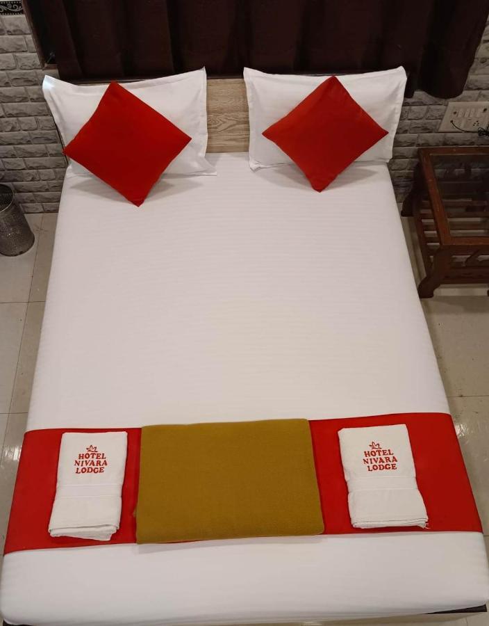 Hotel Nivara 纳威孟买 外观 照片